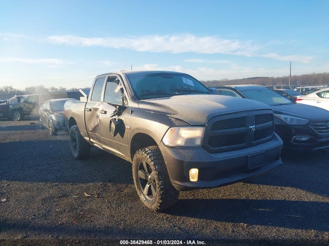 RAM 1500 Express Quad Cab 4x4 6'4 Box 2017 1C6RR7FT6HS767933 Image 1