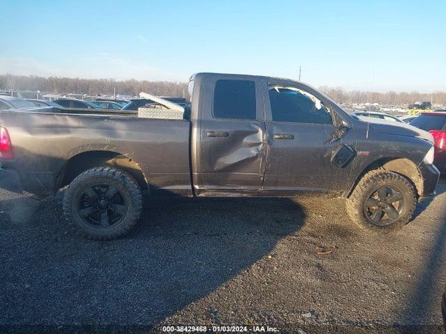 RAM 1500 Express Quad Cab 4x4 6'4 Box 2017 1C6RR7FT6HS767933 Image 13