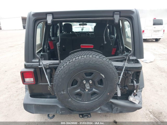 1C4HJXDN5LW154218 Jeep Wrangler Unlimited Sport 4x4