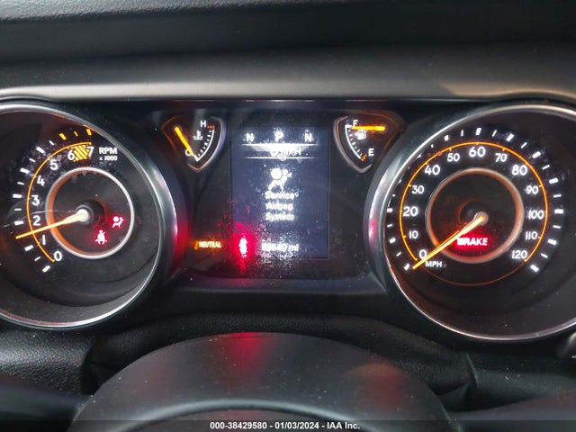 1C4HJXDN5LW154218 Jeep Wrangler Unlimited Sport 4x4