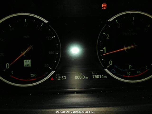 BMW 750li Xdrive 2015 WBAYF8C56FD655091 Image 16