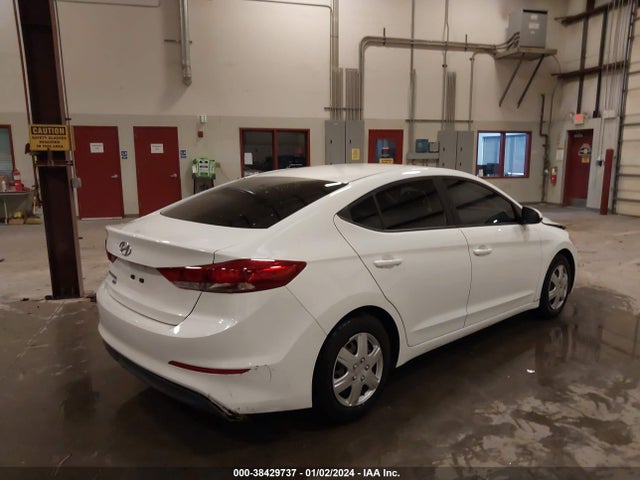 2018 HYUNDAI ELANTRA SE VIN: 5NPD74LF3JH294793
