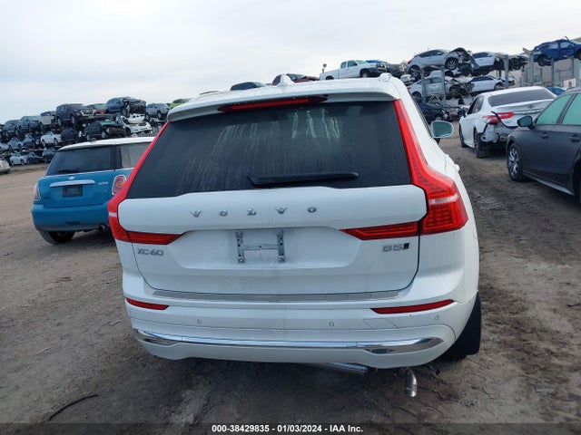 2023 VOLVO XC60 B5 ULTIMATE BRIGHT THEME VIN: YV4L12RA3P1356980
