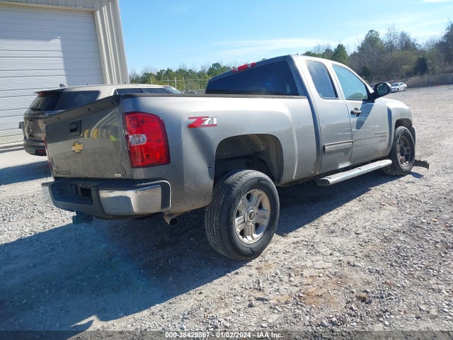 2012 CHEVROLET SILVERADO 1500 LT VIN: 1GCRCSE05CZ263135