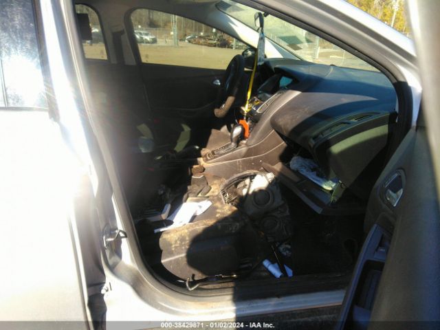 1FADP3H20JL232155 Ford FOCUS SEL