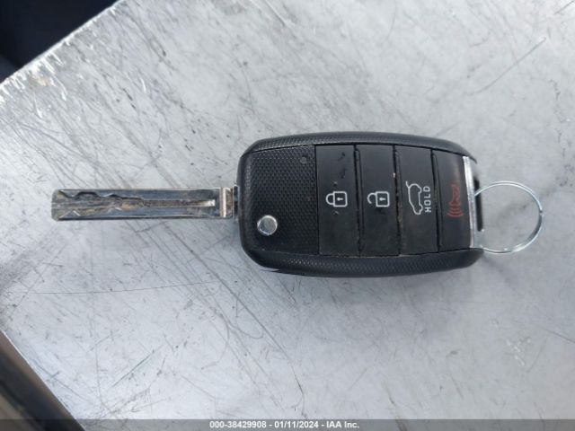 KNDMA5C14J6403400 KIA Sedona L