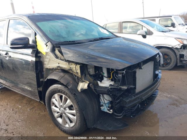 KNDMA5C14J6403400 KIA Sedona L