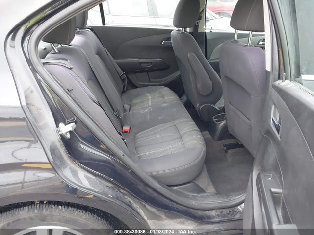 Chevrolet Sonic Lt Auto 2015 1G1JC5SH7F4127639 Image 8