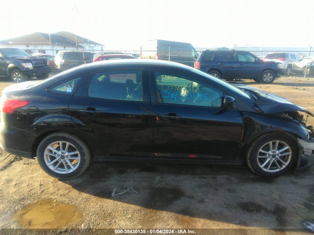 Ford FOCUS SE 2018 1FADP3F22JL318649 Image 13