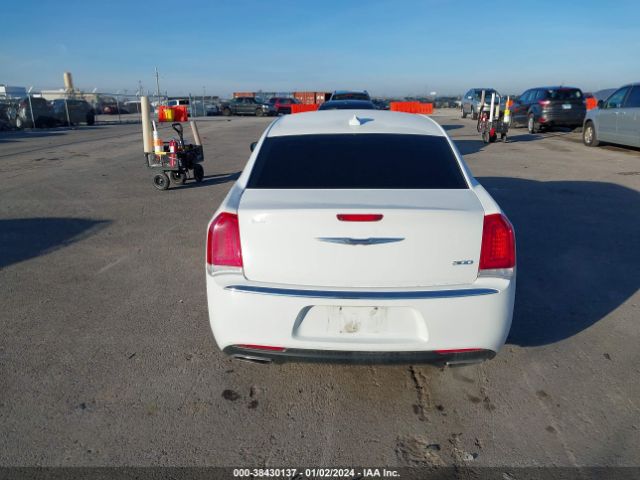 2C3CCAEG8JH159558 Chrysler 300 Limited