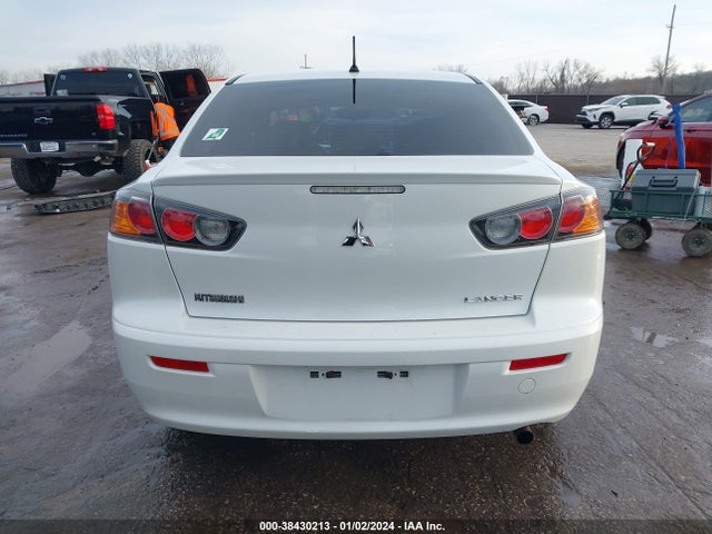 Mitsubishi LANCER ES 2016 JA32U2FU8GU010568 Image 17