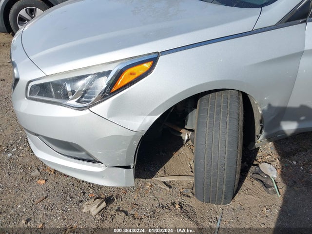 Hyundai Sonata 2017 5NPE24AF0HH493848 Image 6