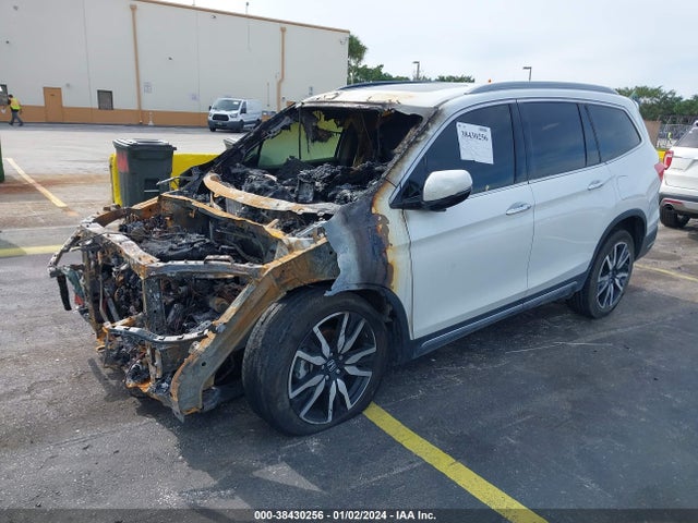 Honda Pilot 2wd Touring 8 Passenger 2020 5FNYF5H91LB019261 Image 2