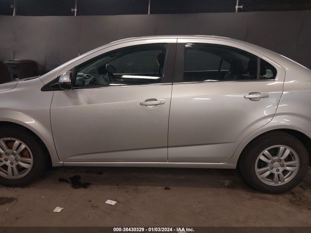 Chevrolet Sonic Lt Auto 2014 1G1JC5SG8E4132760 Image 14