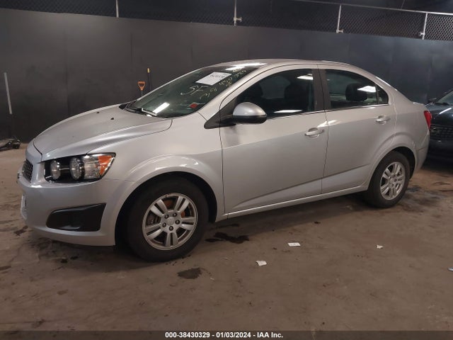 Chevrolet Sonic Lt Auto 2014 1G1JC5SG8E4132760 Image 2