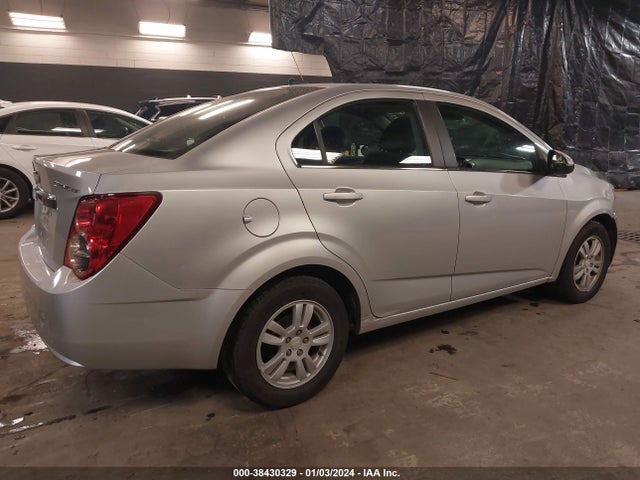 Chevrolet Sonic Lt Auto 2014 1G1JC5SG8E4132760 Image 4