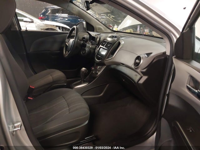 Chevrolet Sonic Lt Auto 2014 1G1JC5SG8E4132760 Image 5