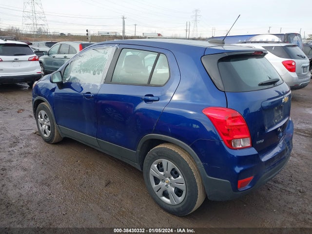 Chevrolet TRAX LS 2017 3GNCJKSB3HL218007 Image 3