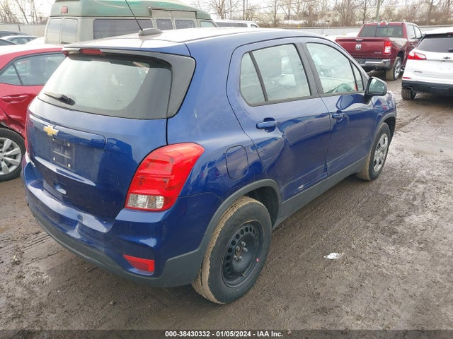 Chevrolet TRAX LS 2017 3GNCJKSB3HL218007 Image 4