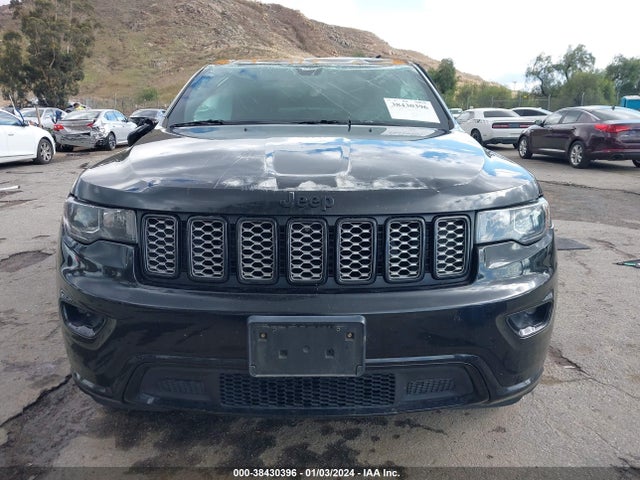 2018 JEEP GRAND CHEROKEE ALTITUDE 4X2 VIN: 1C4RJEAG3JC392002