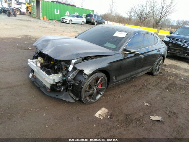 Genesis G70 3.3t Awd 2023 KMTG54TEXPU133819 Image 2