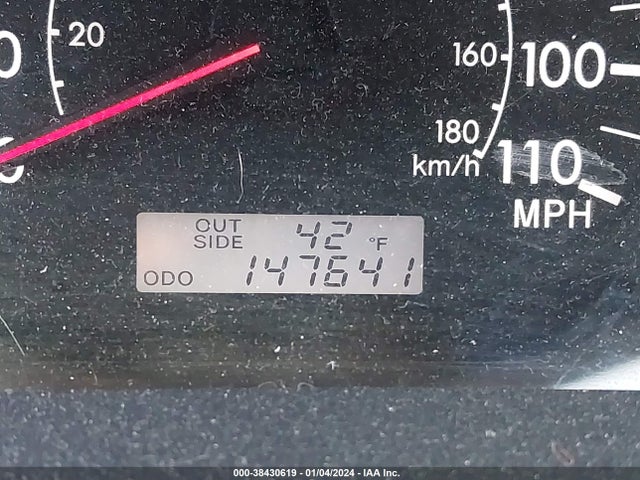 2005 TOYOTA COROLLA LE VIN: 1NXBR32E35Z511836