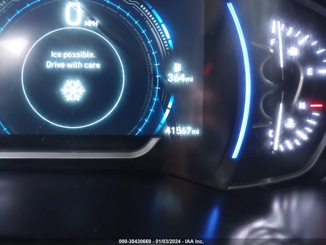 2019 HYUNDAI SANTA FE SEL VIN: 5NMS3CAD0KH064254