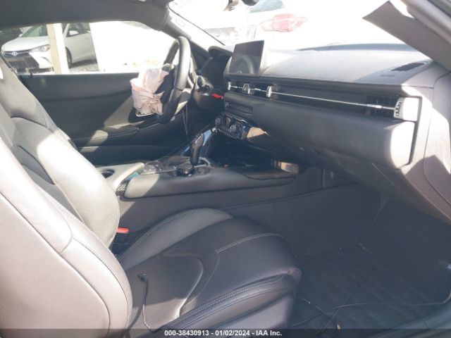 2021 TOYOTA GR SUPRA WZ1DB0C00MW035665 Photo 4