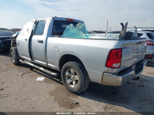 1C6RR7FT7JS293562 RAM 1500 Tradesman Quad Cab 4x4 6'4 Box
