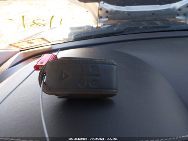 2011 JAGUAR XK SAJWA4GB8BLB42219 Photo 10