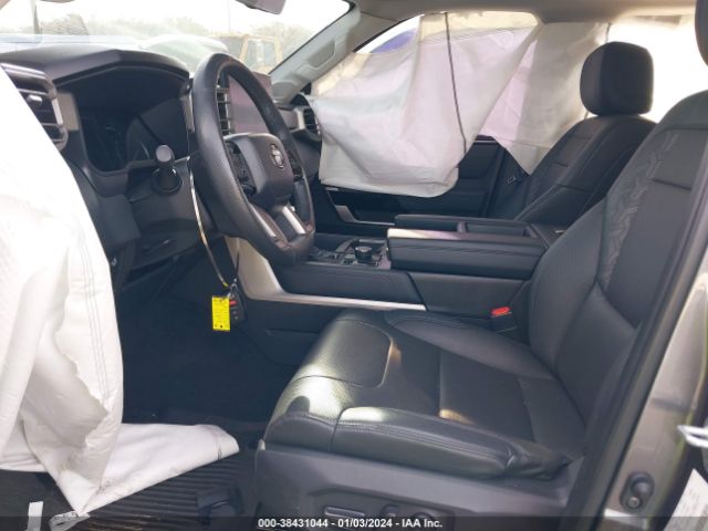 5TFJA5DB1NX002008 Toyota Tundra Limited