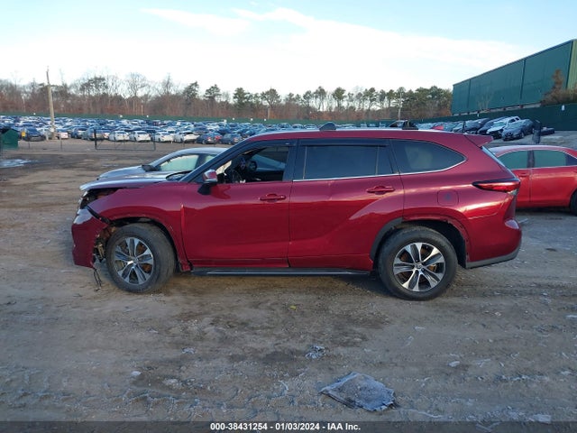 Toyota Highlander Xle 2021 5TDHZRBH8MS116601 Image 14