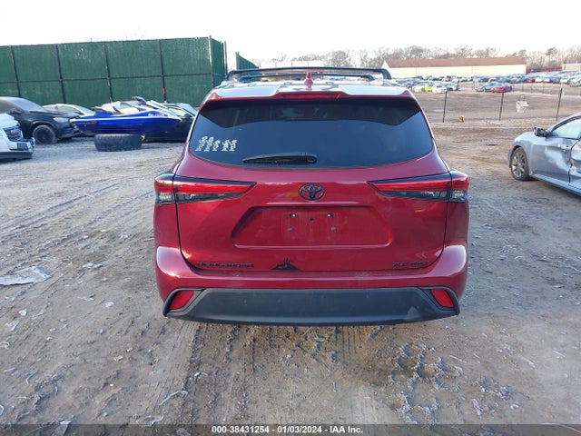 Toyota Highlander Xle 2021 5TDHZRBH8MS116601 Image 16