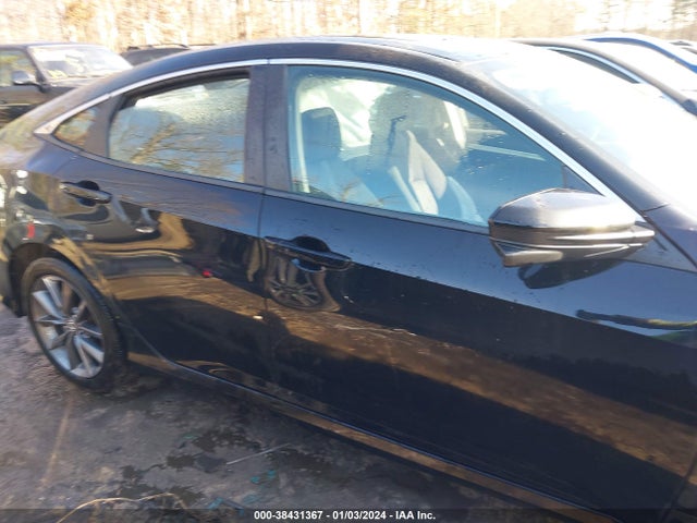 Honda CIVIC EX 2019 19XFC1F36KE212856 Image 13