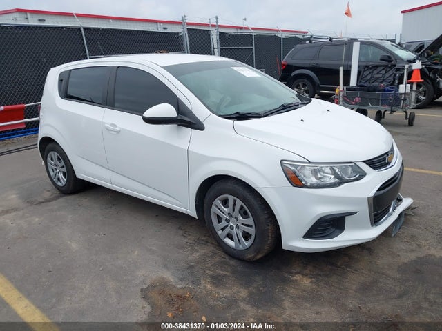 Chevrolet Sonic Lt Auto 2018 1G1JG6SH2J4109486 Image 1