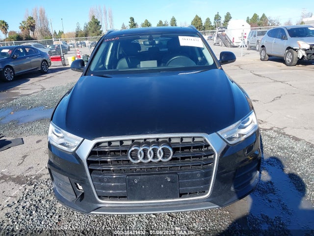 WA1BCCFS6HR015579 Audi Q3 2.0t Premium