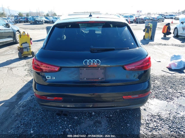 WA1BCCFS6HR015579 Audi Q3 2.0t Premium