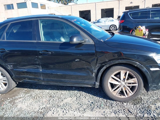 WA1BCCFS6HR015579 Audi Q3 2.0t Premium