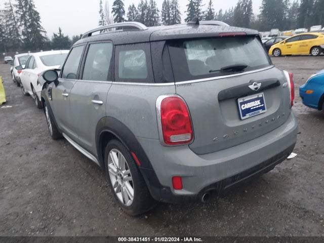 2018 MINI COUNTRYMAN WMZYS7C38J3E07949 Photo 2
