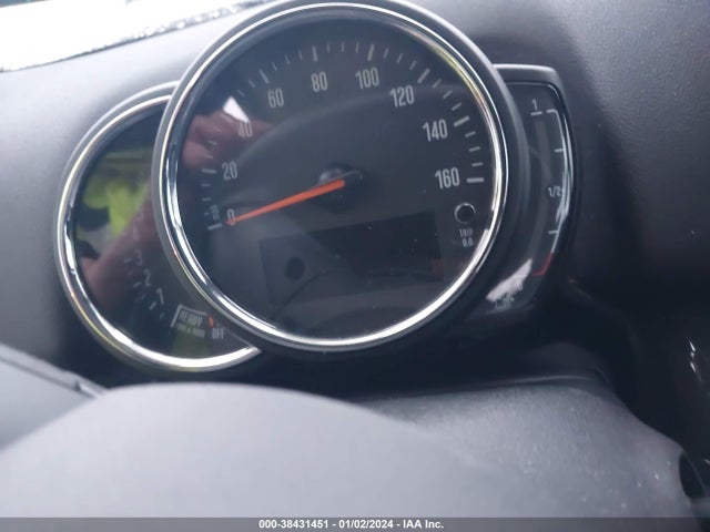 2018 MINI COUNTRYMAN WMZYS7C38J3E07949 Photo 6