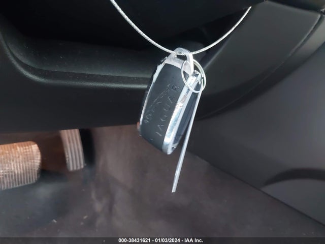 2010 JAGUAR XF SAJWA0GBXALR76531 Photo 10