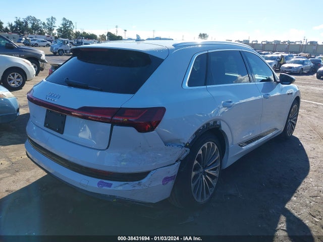 WA1VAAGE8KB009184 Audi E-tron Premium Plus