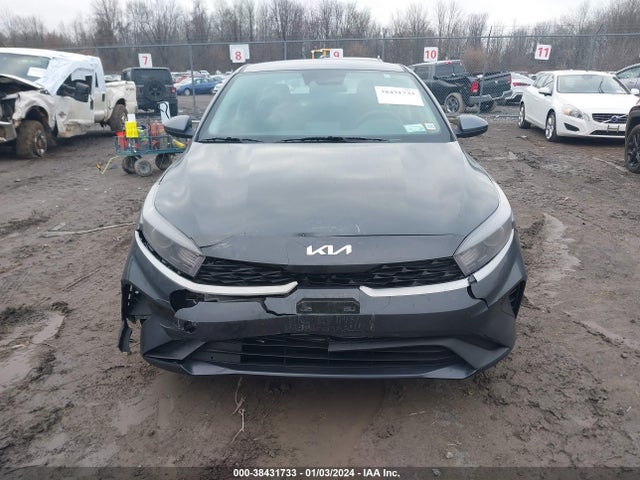 KIA Forte Lxs 2023 3KPF24AD9PE563630 Image 13