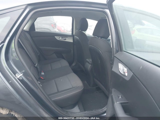 KIA Forte Lxs 2023 3KPF24AD9PE563630 Image 8