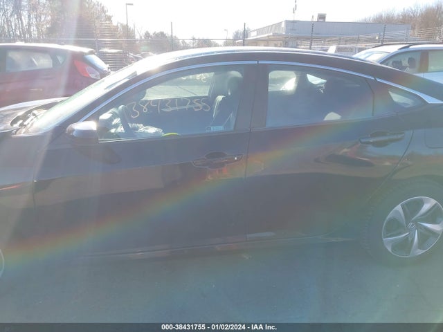 2019 HONDA CIVIC LX VIN: 2HGFC2F63KH579557