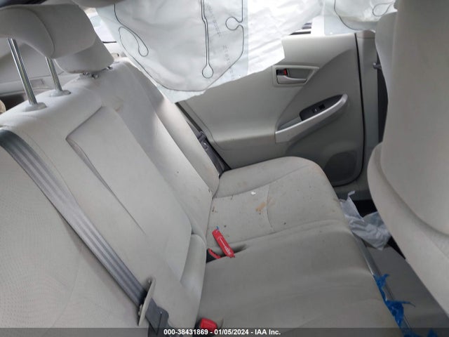 Toyota Prius Two 2014 JTDKN3DU3E1770185 Image 8