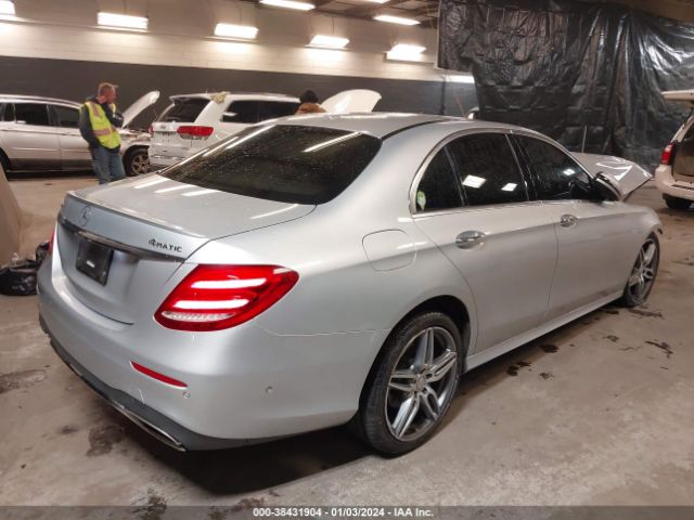 WDDZF4KB1HA108215 Mercedes-Benz E 300 4matic