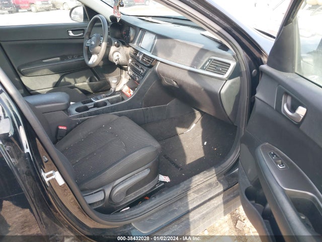 2020 KIA OPTIMA LX VIN: 5XXGT4L33LG441059