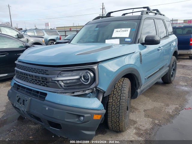 Ford Bronco Sport First Edition 2021 3FMCR9F95MRA13387 Image 2