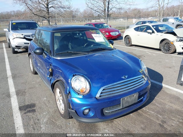 2012 MINI COOPER WMWSU3C51CT258520 Photo 5